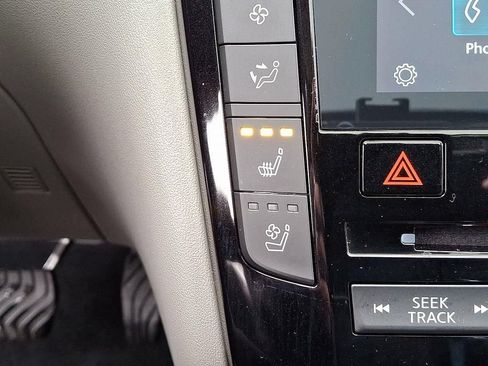 Used 2023 INFINITI QX50 Sensory w/ Accent Package AWD/4WD image 29