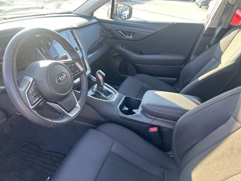 Certified 2025 Subaru Outback Premium image 4