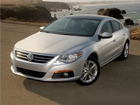 Used 2012 Volkswagen CC Sport FWD image 2