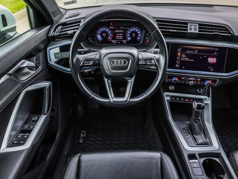 Used 2020 Audi Q3 2.0T Premium w/ Convenience Package AWD/4WD image 26