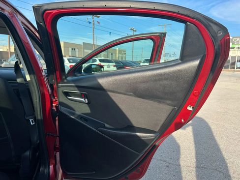 Used 2016 Scion iA image 13