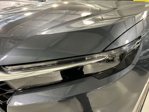 Used 2023 Honda CR-V EX-L image 7