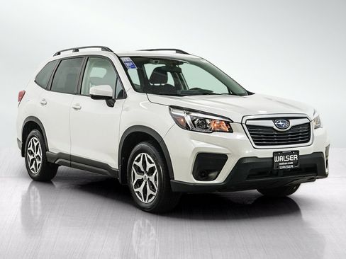 Used 2020 Subaru Forester Premium AWD/4WD image 7