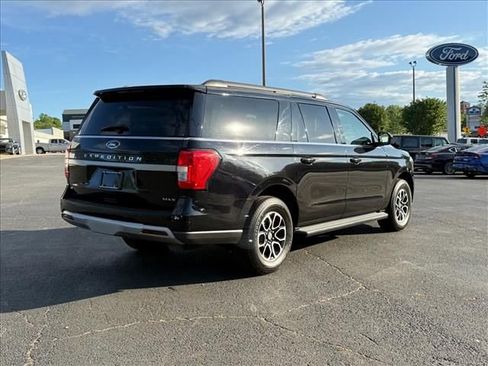 Used 2024 Ford Expedition Max XLT RWD image 4