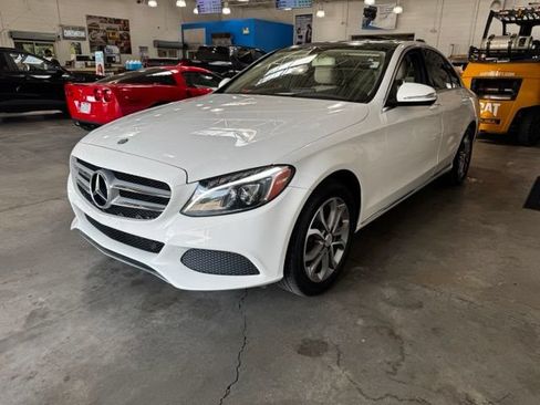 Used 2015 Mercedes-Benz C 300 4MATIC Sedan image 1
