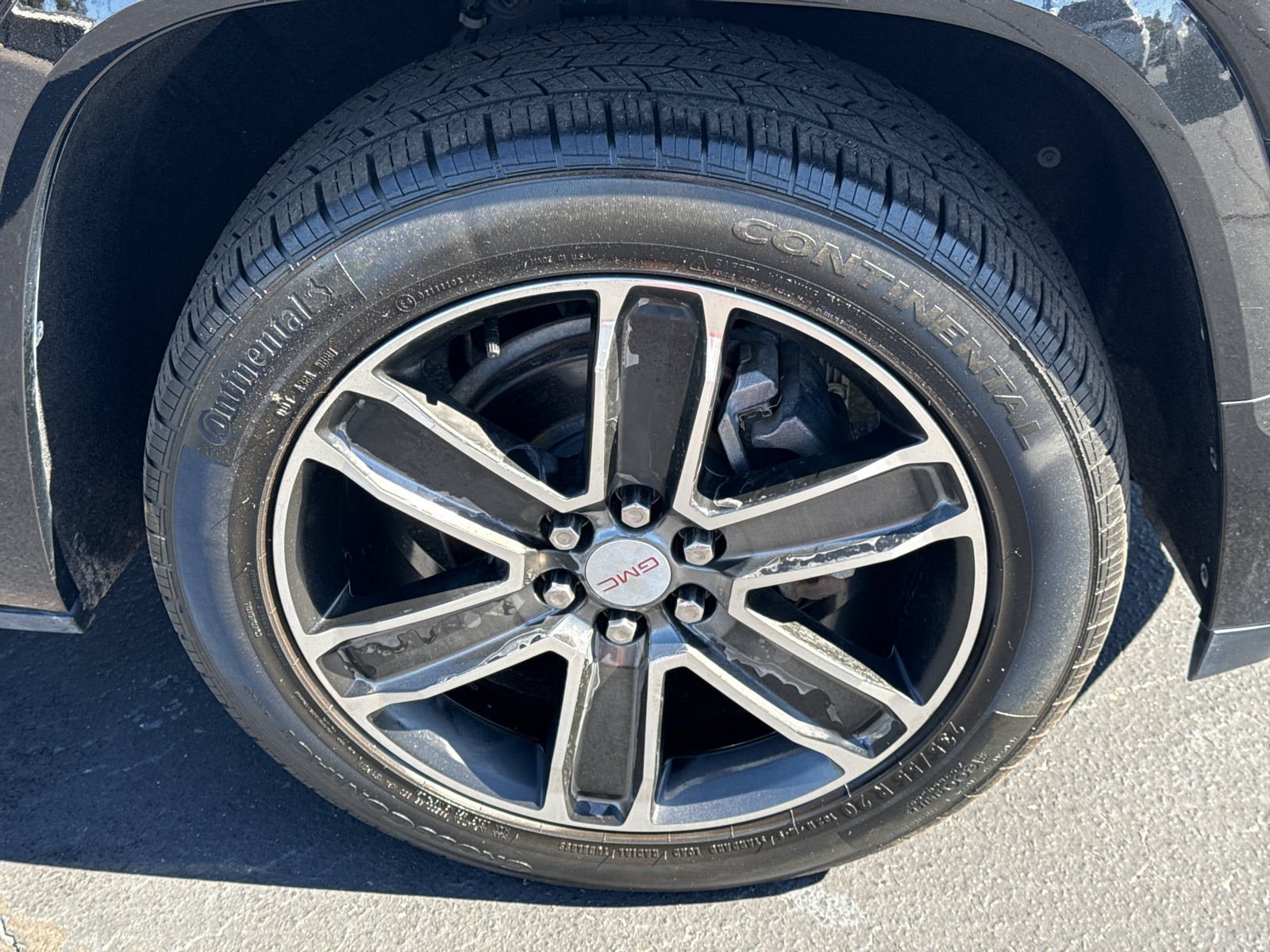 Used 2019 GMC Acadia Denali AWD/4WD image 36