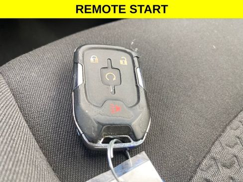 Used 2020 GMC Terrain SLE w/ Driver Convenience Package FWD image 12