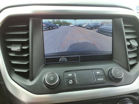Certified 2023 GMC Acadia SLE w/ Driver Convenience Package AWD/4WD image 32