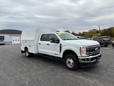 Used 2023 Ford F350 XL w/ Snow Plow Prep Package image 7