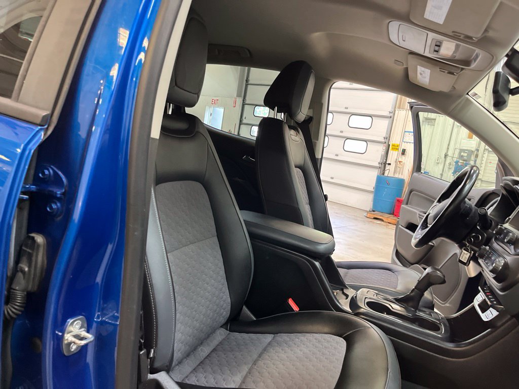 Used 2020 Chevrolet Colorado Z71 AWD/4WD image 36