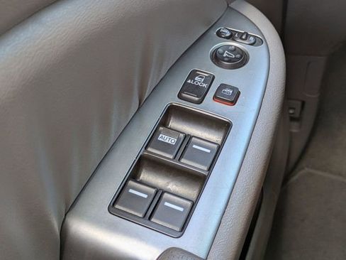 Used 2010 Honda Odyssey EX-L image 30