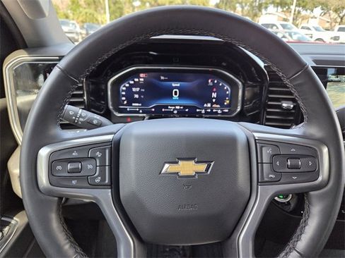 Certified 2025 Chevrolet Silverado 1500 LT image 35