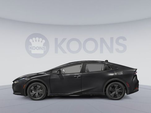 New 2026 Toyota Prius Plug-In Hybrid FWD image 4