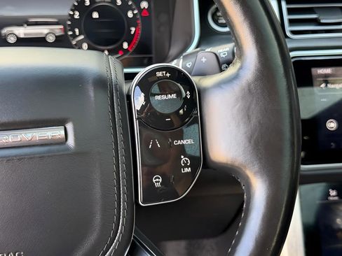 Used 2019 Land Rover Range Rover Supercharged image 38
