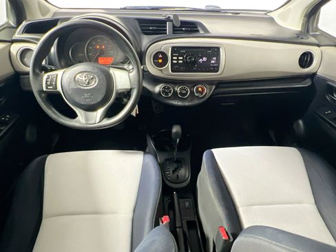 Used 2013 Toyota Yaris LE FWD image 29