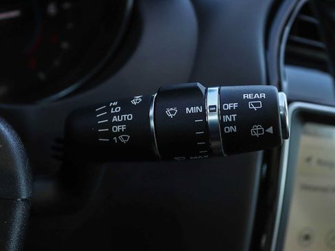 Used 2020 Jaguar F-PACE Premium AWD/4WD image 30