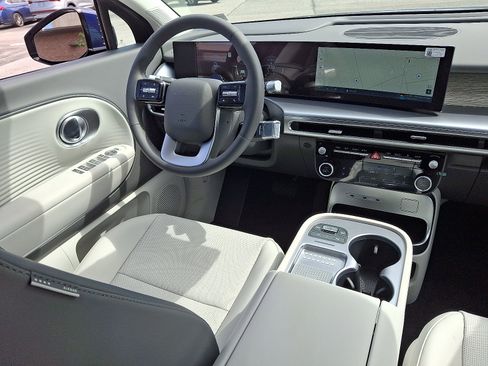 New 2026 Hyundai Ioniq 9 SEL image 9