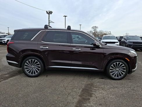 Used 2023 Hyundai Palisade Calligraphy image 13