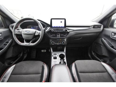 Used 2023 Ford Escape ST-Line image 9