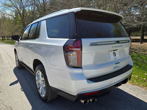 Used 2023 Chevrolet Tahoe High Country AWD/4WD image 3