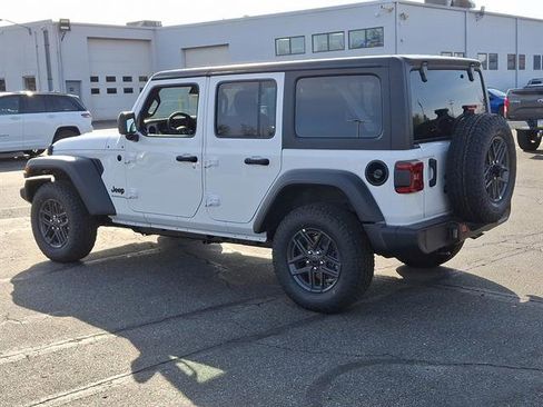 New 2025 Jeep Wrangler Unlimited Sport image 3