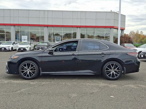 Certified 2023 Toyota Camry SE image 4