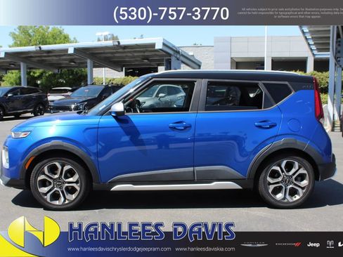 Used 2020 Kia Soul X-Line FWD image 2