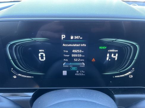 Certified 2023 Kia Niro EX image 60