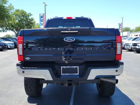 Used 2021 Ford F250 Lariat w/ Lariat Ultimate Package AWD/4WD image 8