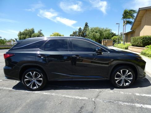 Used 2020 Lexus RX 350L FWD w/ Premium Package image 6