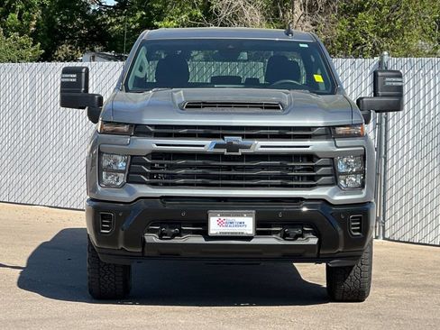 New 2026 Chevrolet Silverado 2500 Custom w/ Custom Value Package AWD/4WD image 6