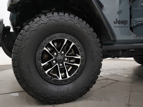 Used 2024 Jeep Wrangler Unlimited Sport AWD/4WD image 31