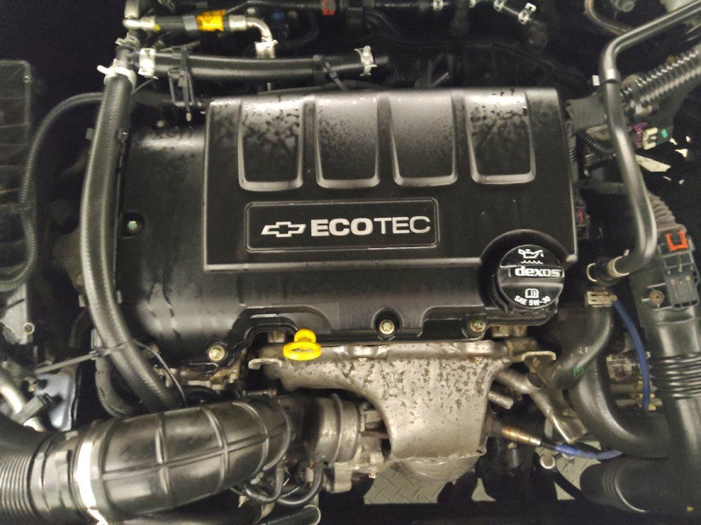 Used 2015 Chevrolet Cruze LT FWD image 30