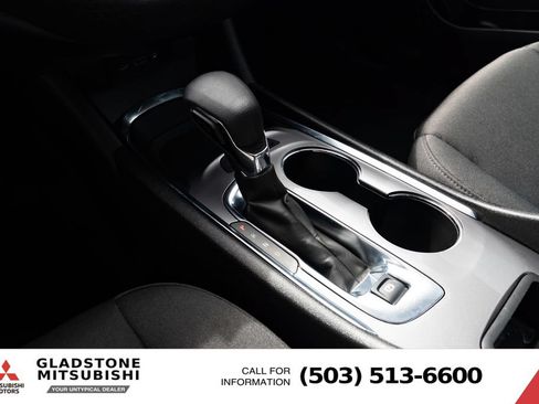 Used 2024 Chevrolet Malibu LT FWD image 18