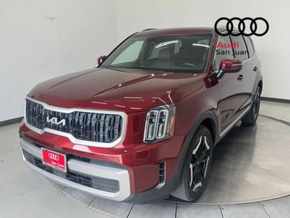 Used 2023 Kia Telluride EX w/ EX Captain's Chair Package