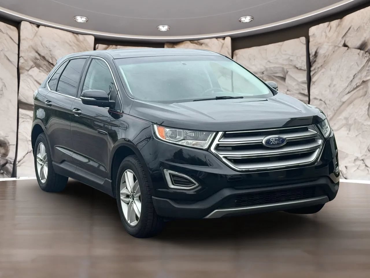 Used 2017 Ford Edge SEL w/ Cargo Accessory Package AWD/4WD image 1