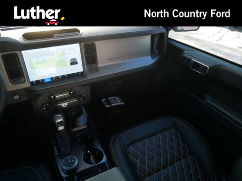 New 2025 Ford Bronco Outer Banks AWD/4WD image 11
