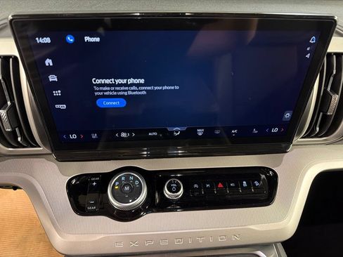 New 2027 Ford Expedition Active AWD/4WD image 10