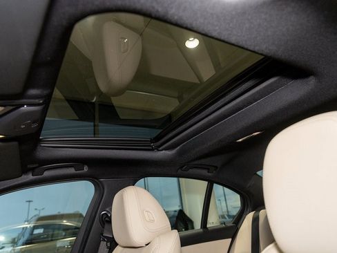 New 2026 BMW 330i xDrive Sedan w/ Convenience Package image 20