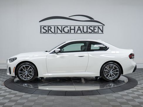 Used 2025 BMW 230i xDrive Coupe w/ Convenience Package image 8