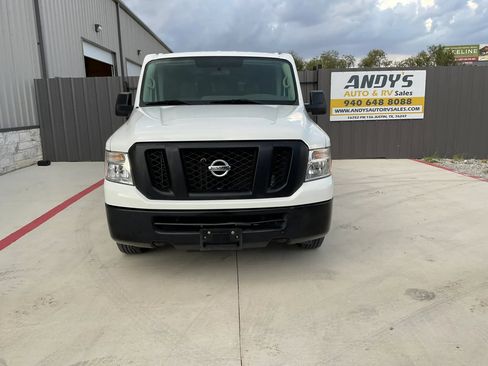 Used 2018 Nissan NV 3500 S RWD image 1