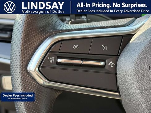 Used 2024 Honda Prologue EX image 23