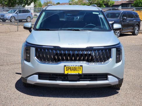 New 2026 Kia Carnival EX FWD image 6