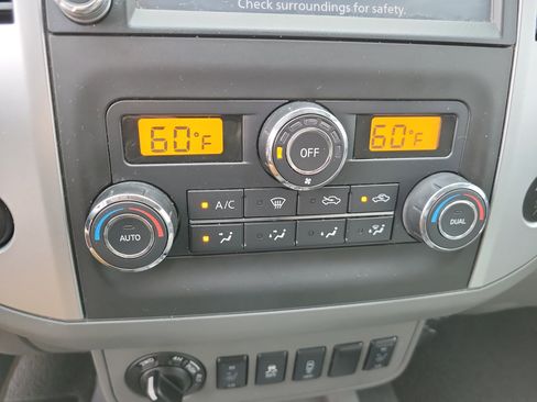 Used 2021 Nissan Frontier SV image 17