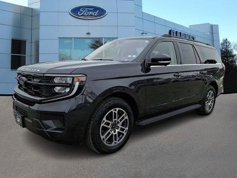 Certified 2025 Ford Expedition Max Active image 3