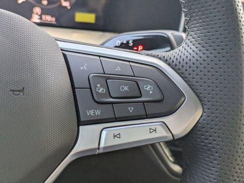 New 2026 Volkswagen Tiguan SE R-Line FWD image 29