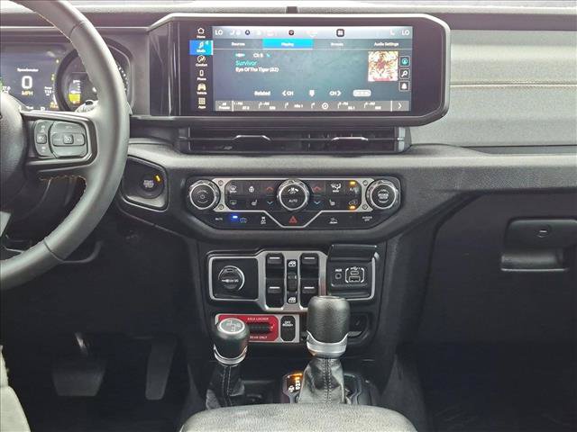 Used 2024 Jeep Wrangler Unlimited AWD/4WD image 14