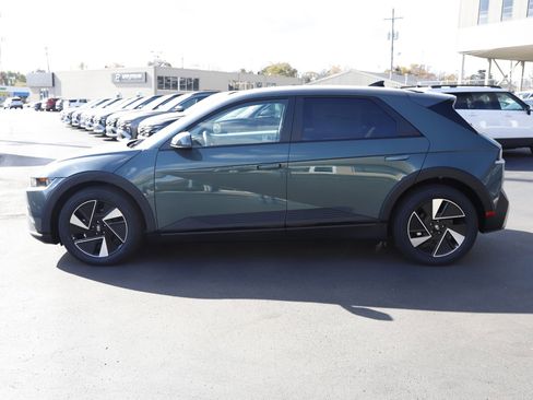 New 2026 Hyundai Ioniq 5 SEL image 8