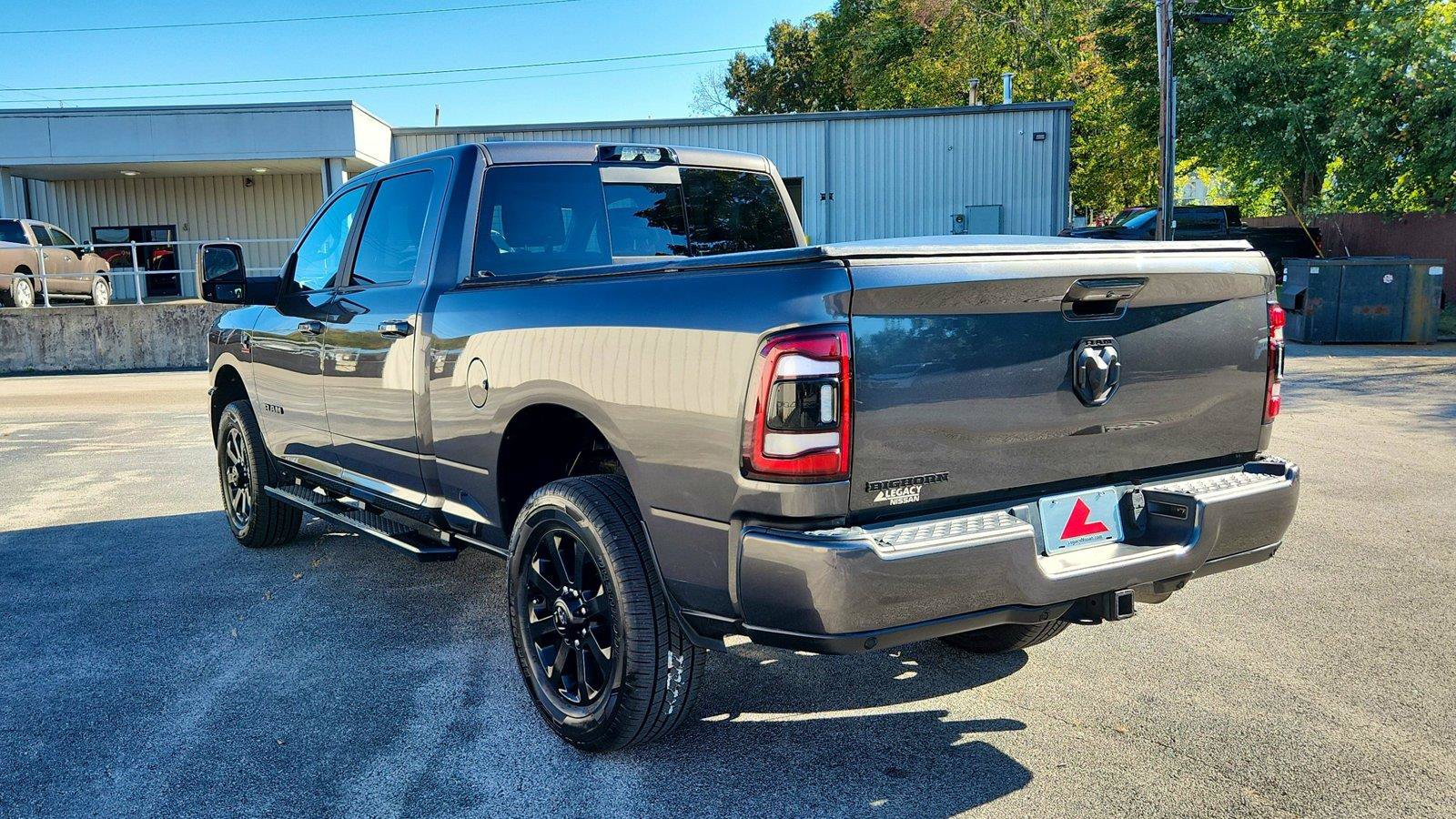 Used 2024 RAM 2500 Big Horn w/ Night Edition AWD/4WD image 3