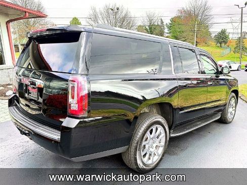 Used 2019 GMC Yukon XL Denali w/ Open Road Package image 10